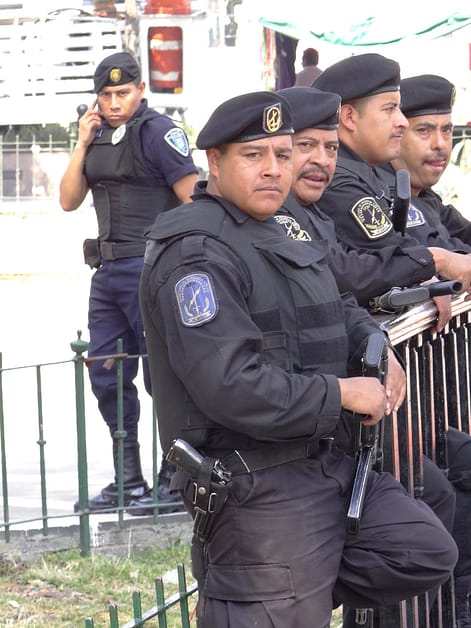 Federales_-_Mexican_Federal_Police_-_Outside_Bellas_Artes_Metro_Station_-_Mexico_City_-_Mexico_6474422183-768x1024.jpg